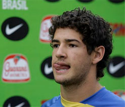 Brazil, Chile play a draw at World Cup venue