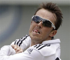 Graeme Swann ready for Ashes following `successful` elbow surgery