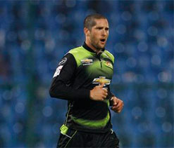 Mumbai rave party: Wayne Parnell surrenders in Mumbai court