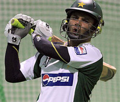 Farhat hopes to end career with World Cup participation