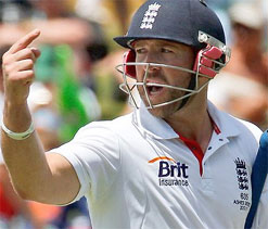 Prior `uncomfortable` at being named England`s `player of the year`