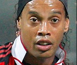 Ronaldinho vows to fight for World Cup recall