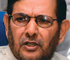 IPL fixers should be banned, government must act: Sharad Yadav