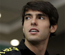 Flamengo denies Kaka interest