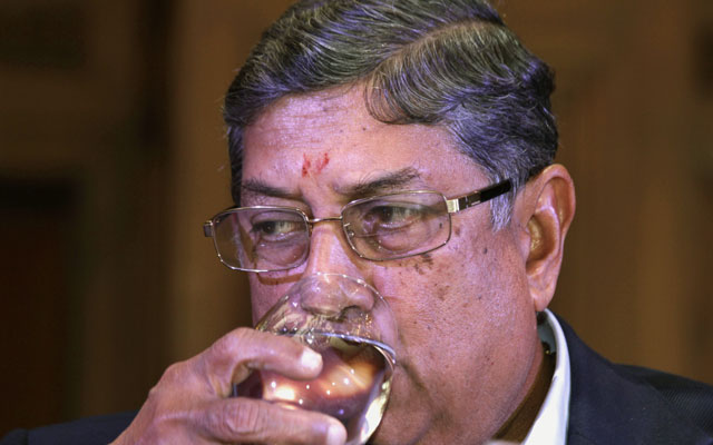 Pawar joins the chorus as pressure mounts on Srinivasan to quit