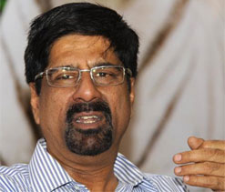 Fans` prayers will keep Sunrisers going: Srikkanth