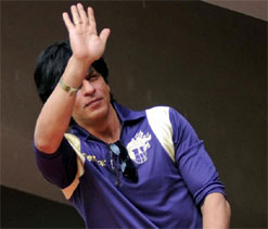 MPCC appeals MCA to lift ban on SRK from entering Wankhede