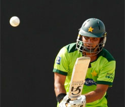 Imran Farhat eyeing permanent place in national side
