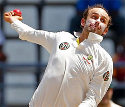 Lyon turns to Clarke for tips to retain Ashes spot