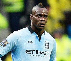 Balotelli must put Italy first, says Prandelli