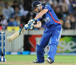 Buttler vows to keep on `scoop shot` against Malinga in CT clash despite `calculated risk` factor