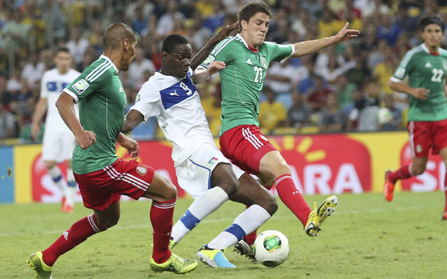 Confederations Cup: Late Balotelli winner fires Italy to 2-1 win over Mexico