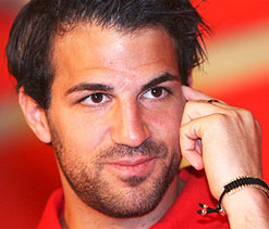Fabregas says Real `foolish` if bids 100 mln pounds for Bale