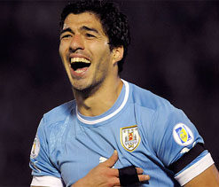 Benitez eyeing Suarez for Napoli