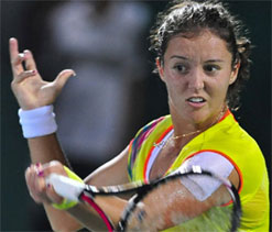 Brit tennis ace Robson turns to yoga to beat fan-induced pressure situations