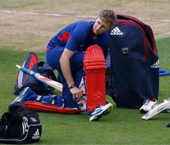 Batsman Root keen to `move on` from Warner incident