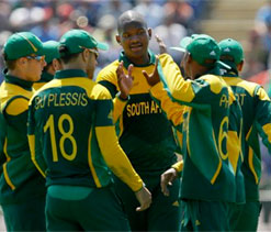 Pakistan, South Africa in battle of survival in CT