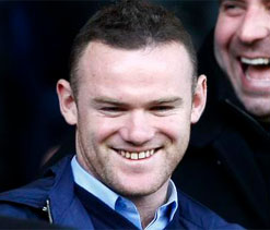 Gary Neville says Rooney `better off` staying with United