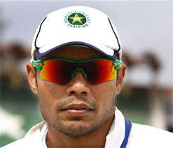 Kaneria asked to pay 2,00,000 pounds by ECB disciplinary panel