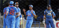 India beat Lanka, qualify for final
