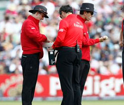 Llong, Nero to umpire at India-Sri Lanka tri-series final