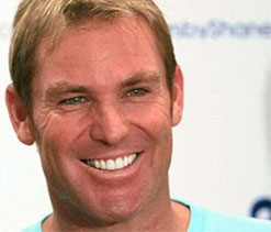 Warne`s balancing act between Hurley and Ashes