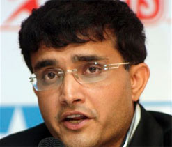 Dhoni is a complete package, says Ganguly