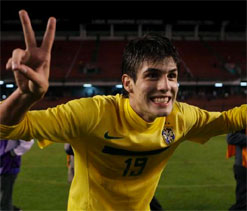 Piazon sings new Chelsea arrival Wallace`s praises