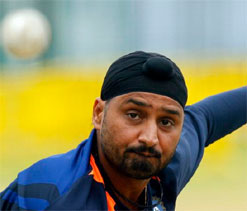 I will strive hard to bounce back: Harbhajan Singh
