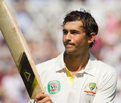 Australia`a Agar sent for scan after sore hip