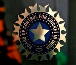 Former players criticise BCCI`s gag attempts