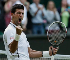 Djokovic, Murray close in on final, Poland joins party