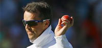 2nd Ashes Test, Day 2: England lead by 264 runs after Swann`s five-for