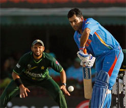 ICC 2015 World Cup: India start title defence against arch-rivals Pakistan