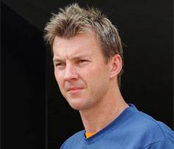 Lee wants Warner in Ashes