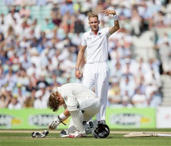 Australia's Shane Watson says `getting hit on head` helped him make ton
