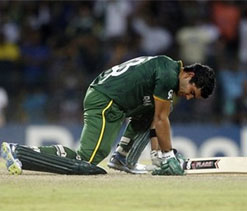 Umar Akmal examined by neurologist