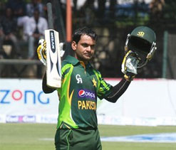 2nd ODI: Hafeez, Junaid wrap up big win for Pakistan against Zimbabwe