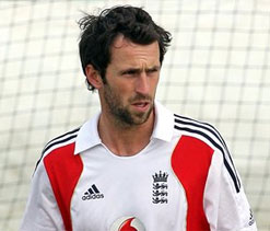 England call Graham Onions into fourth Test squad