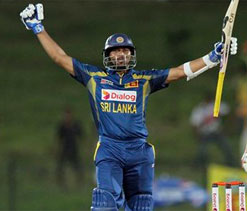 Dilshan guides Sri Lanka to 6-wicket win over Proteas in final T20