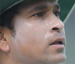 Kirmani says let Tendulkar decide on his future