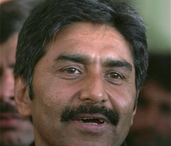 Faisal Iqbal says being Miandad`s nephew always acted against him
