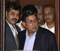 N Srinivasan shrugs off critics, eyes BCCI return