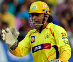 CLT20 2013: Dhawan, Dhoni fined for slow over rate