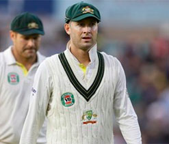 Clarke says never considered resting from ODI series against England