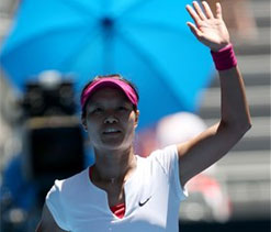 Aus Open: Easy for Li as stage set for Serena, Djokovic