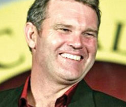 Martin Crowe wants green pitches for series against India