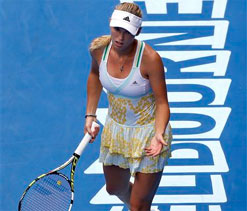 Wozniacki crashes out in Melbourne