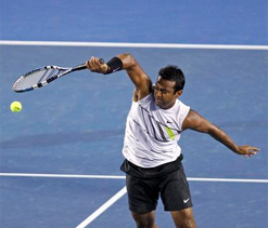 Australian Open: Paes advances in mixed, men`s doubles; Bopanna-Qureshi knocked out