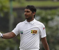 Bhatti`s double gives Pakistan edge in first Test